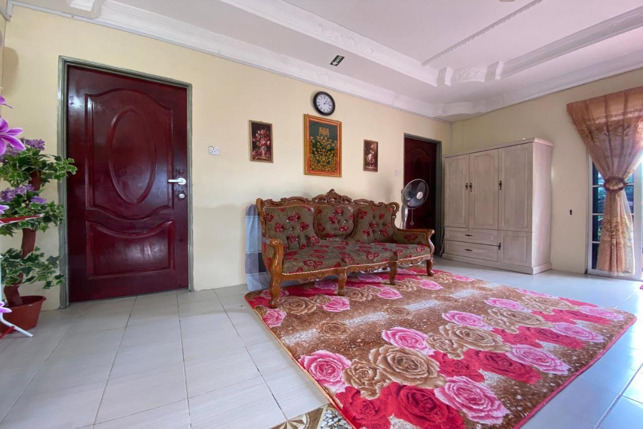 Oyo Home 90331 D'Jj Homestay Kota Belud Bagian luar foto