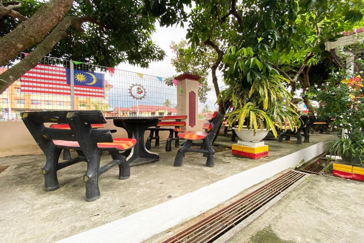 Oyo Home 90331 D'Jj Homestay Kota Belud Bagian luar foto