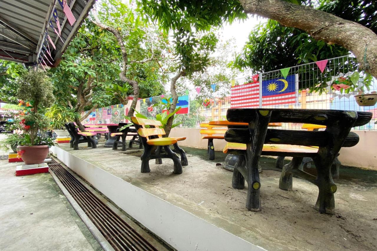 Oyo Home 90331 D'Jj Homestay Kota Belud Bagian luar foto